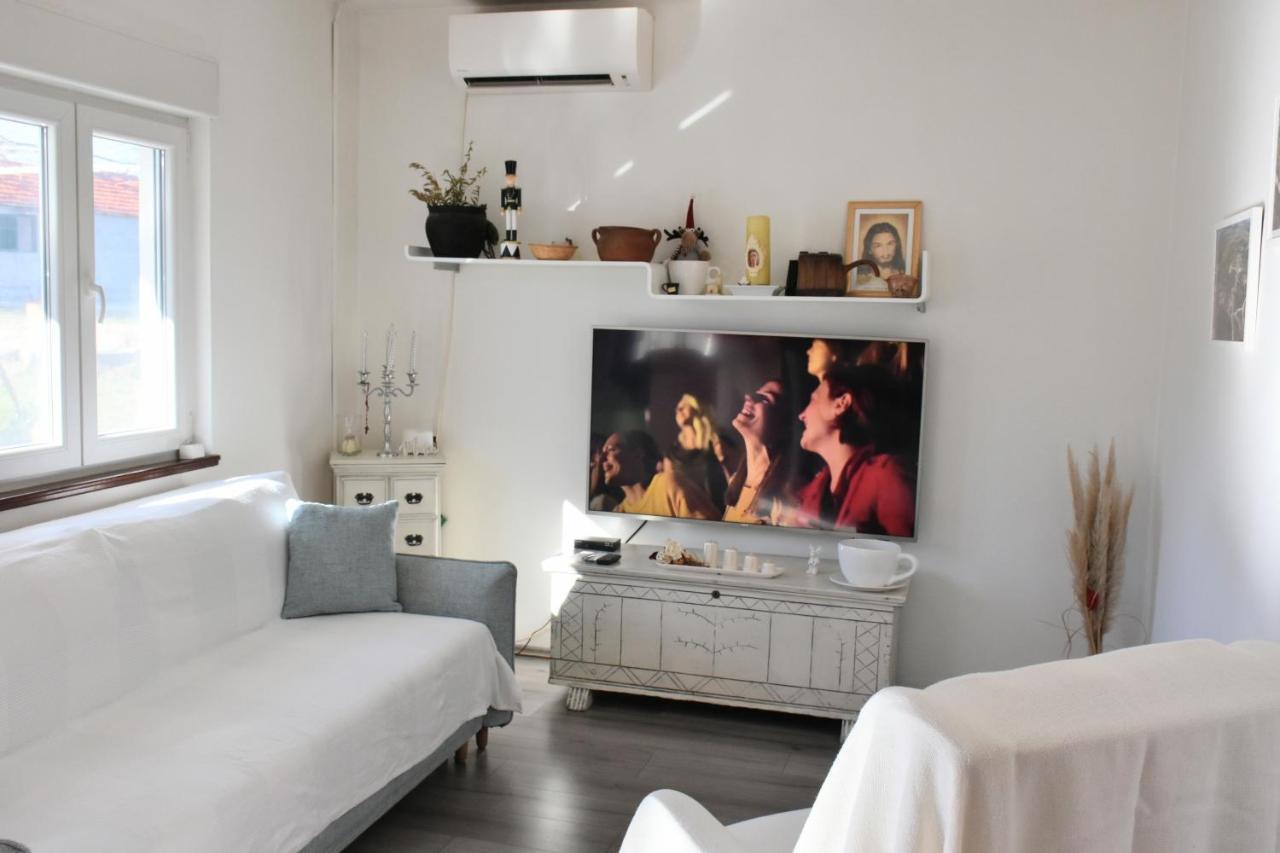 Villa Marie With Pool, Two Bedrooms For 4+2Kids Cavoglave Εξωτερικό φωτογραφία